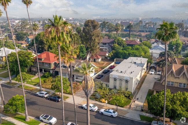 2249 W 24th St, usc, 2249 W 24th St, Los Angeles, CA 90018, USA, Photo:8