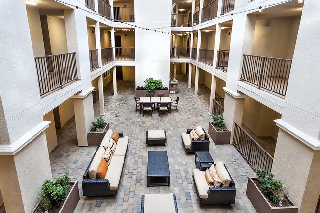 Zuma Student Housing, undefined, 6237 Montezuma Rd, San Diego, CA 92115, Photo:1