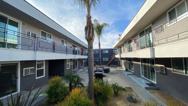 Willow Glen Apartments, undefined, 3635-3675 College Ave, San Diego, CA 92115, Photo:1