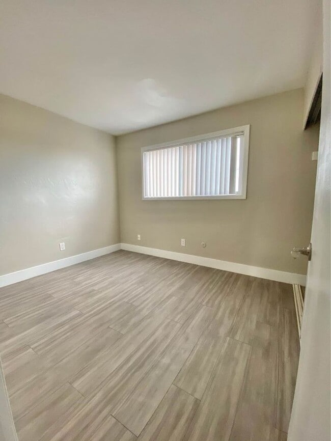 Willow Glen Apartments, undefined, 3635-3675 College Ave, San Diego, CA 92115, Photo:4