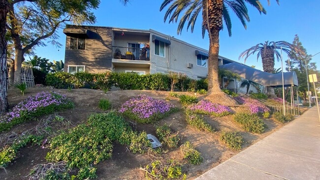 Willow Glen Apartments, undefined, 3635-3675 College Ave, San Diego, CA 92115, Photo:5