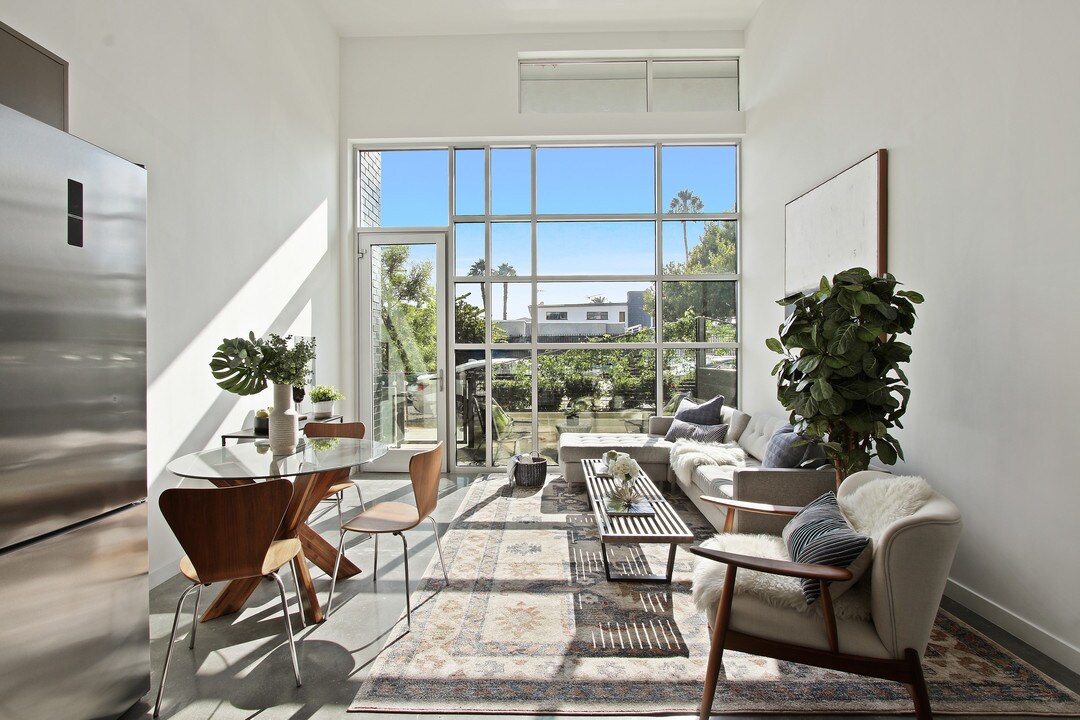 The Stanford West, smc, 3008 Santa Monica Blvd, Santa Monica, CA 90404, Photo:5