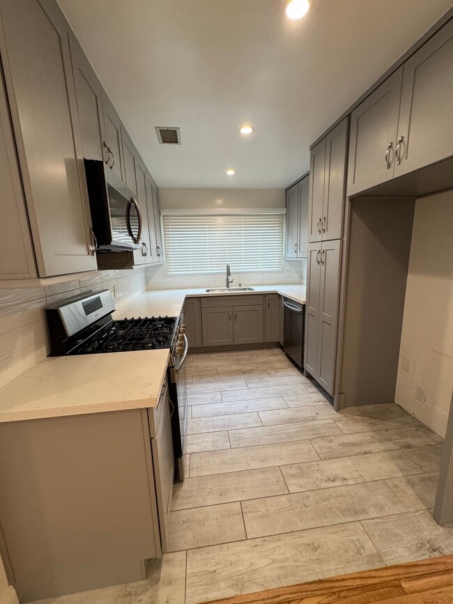 1122 Euclid St, undefined, 1122 Euclid St, Santa Monica, CA 90403, Photo:3