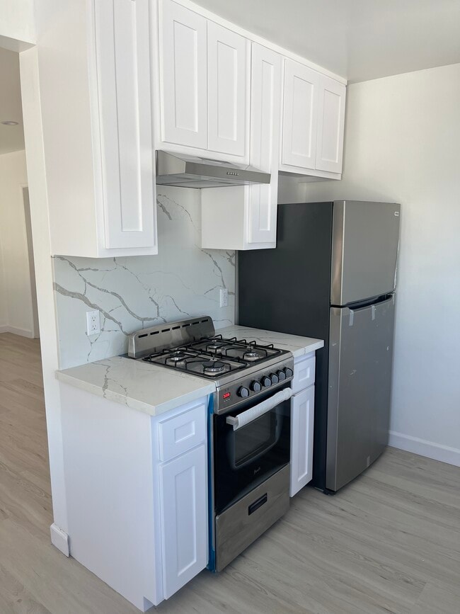 18139 Roscoe Blvd, csun, 18139 Roscoe Blvd, Northridge, CA 91325, Photo:1