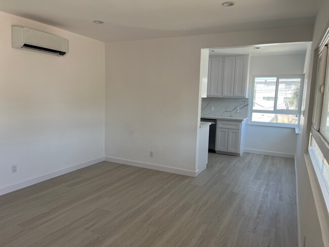 18139 Roscoe Blvd, csun, 18139 Roscoe Blvd, Northridge, CA 91325, Photo:2