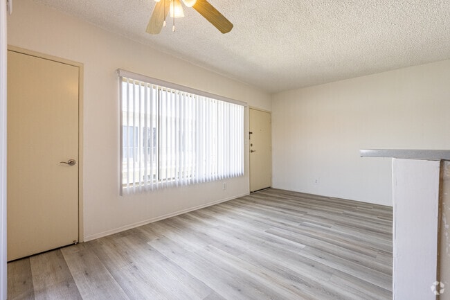 12616-20 Caswell Ave, undefined, 12616-12620 Caswell Ave, Los Angeles, CA 90066, United States, Photo:3