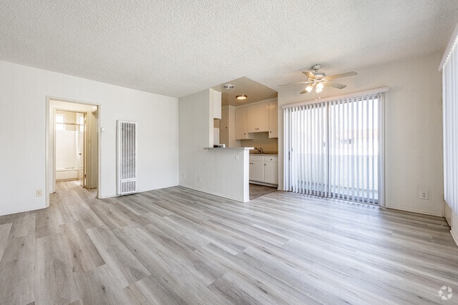 12616-20 Caswell Ave, undefined, 12616-12620 Caswell Ave, Los Angeles, CA 90066, United States, Photo:4