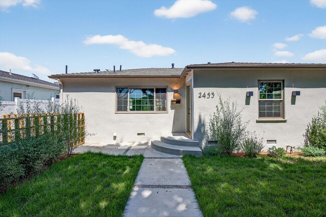 2453 Oak St, undefined, 2453 Oak St, Santa Monica, CA 90405, Photo:2