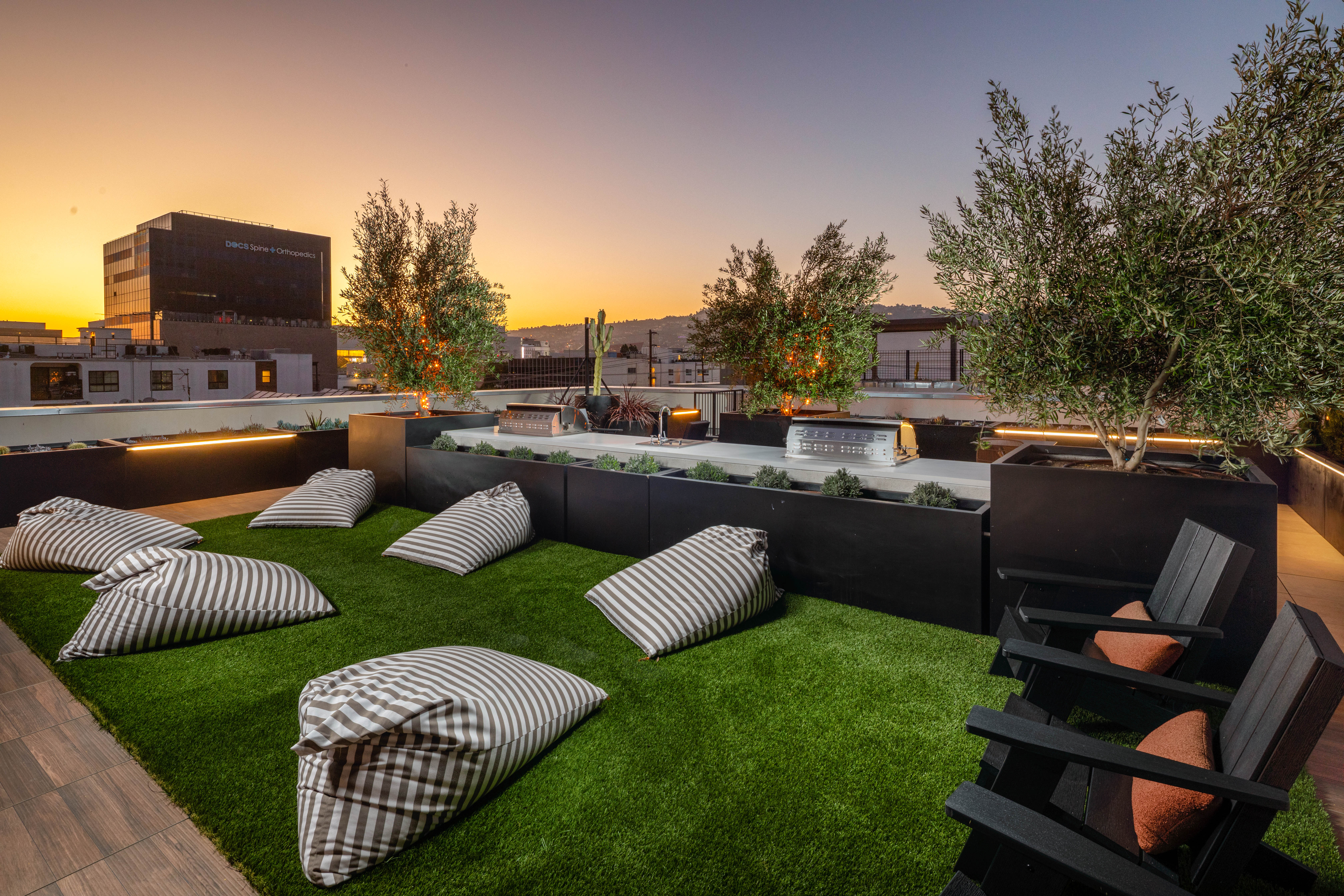 LUCA Beverly Grove, ucla, 8377 Blackburn Ave, Los Angeles, CA 90048, USA, Photo:18