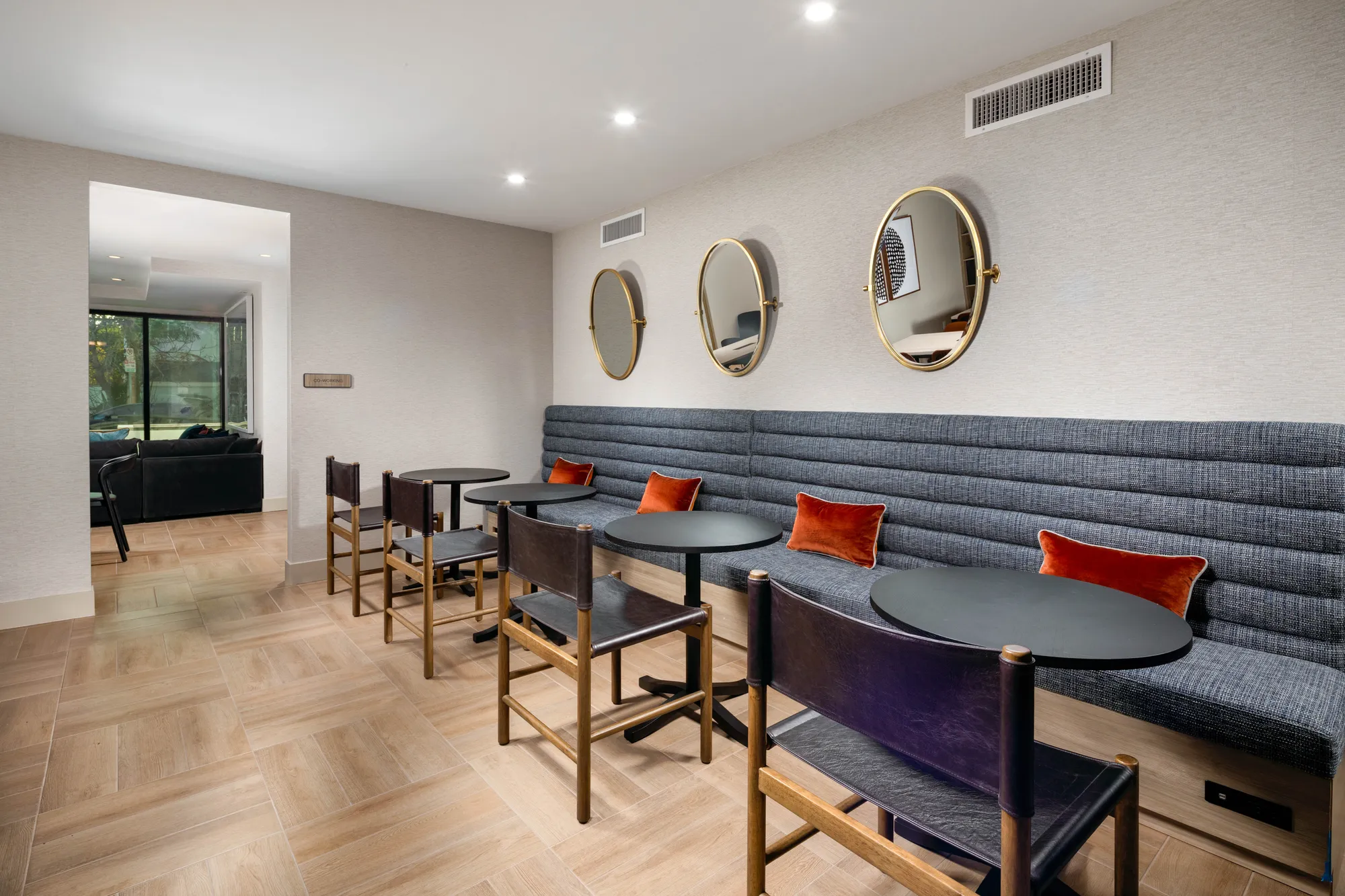 LUCA Beverly Grove, undefined, 8377 Blackburn Ave, Los Angeles, CA 90048, USA, Photo:10