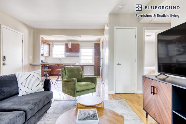 1067 Elkgrove Ave, undefined, 1067 Elkgrove Ave, Los Angeles, CA 90291, Photo:2