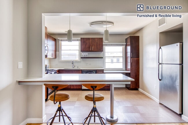 1067 Elkgrove Ave, undefined, 1067 Elkgrove Ave, Los Angeles, CA 90291, Photo:4