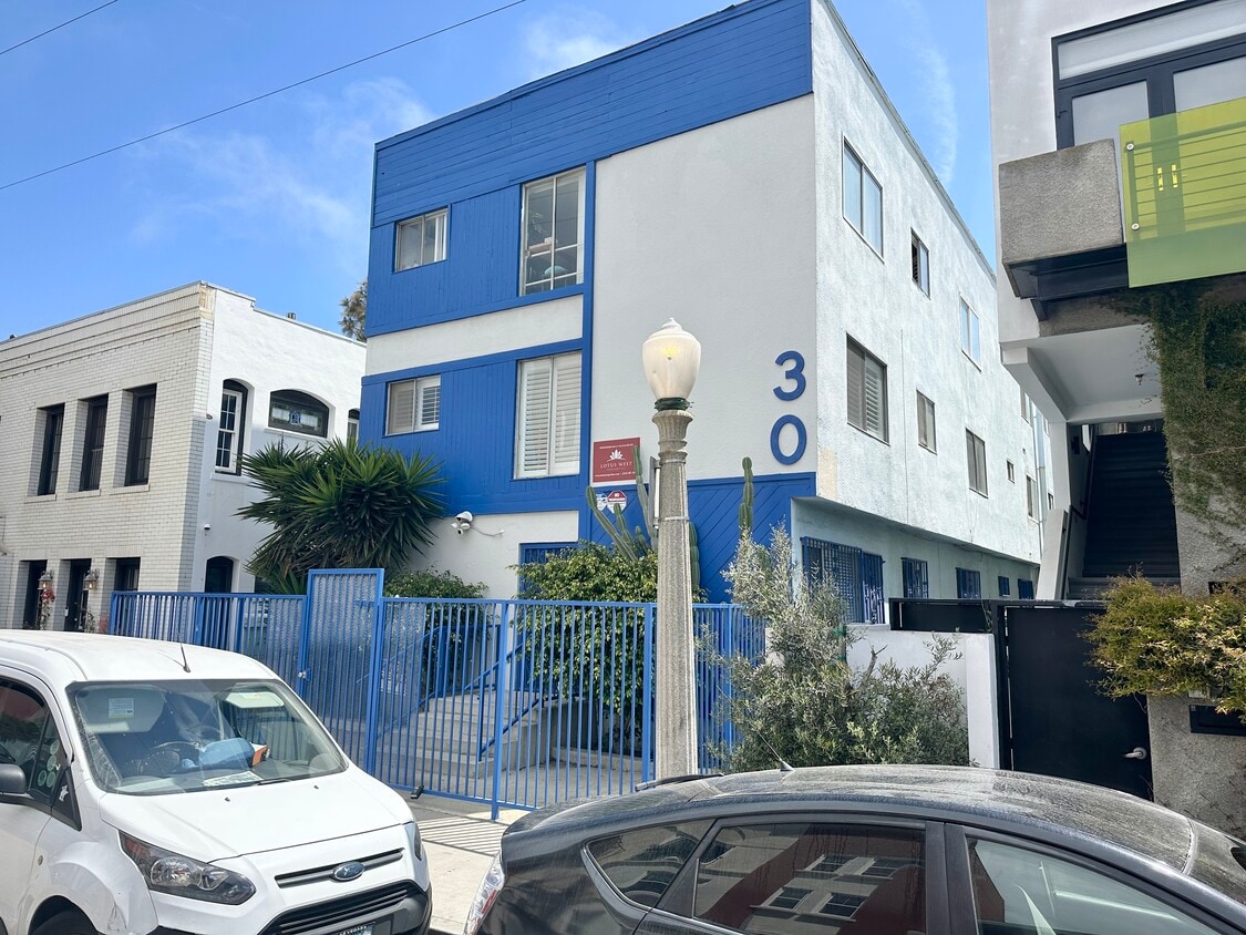 30 Horizon Ave, undefined, 30 Horizon Ave, Venice, CA 90291, Photo:0