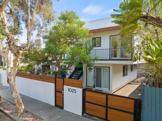1025 Pleasantview Ave, undefined, 1025 Pleasantview Ave, Venice, CA 90291, Los Angeles County, Photo:1