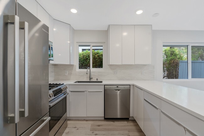 1025 Pleasantview Ave, undefined, 1025 Pleasantview Ave, Venice, CA 90291, Los Angeles County, Photo:4