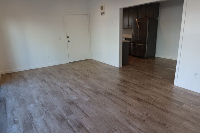 18 24th Ave, undefined, 18 24th Ave, Los Angeles, CA 90291, Photo:4