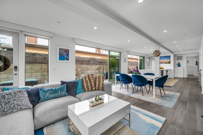 718 Marine St, undefined, 718 Marine St, Santa Monica, CA 90405, United States, Photo:3