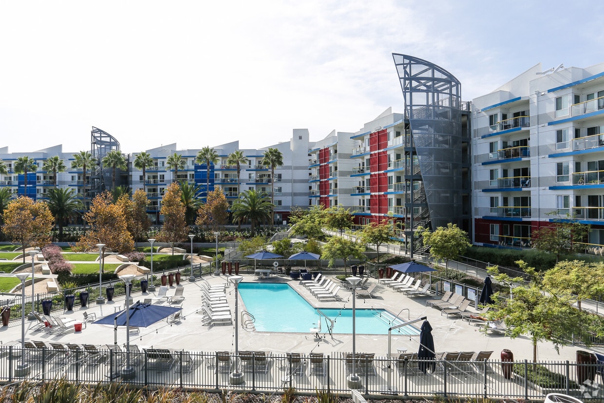 Shores, undefined, 4201 Via Marina, Marina del Rey, CA 90292, Photo:0