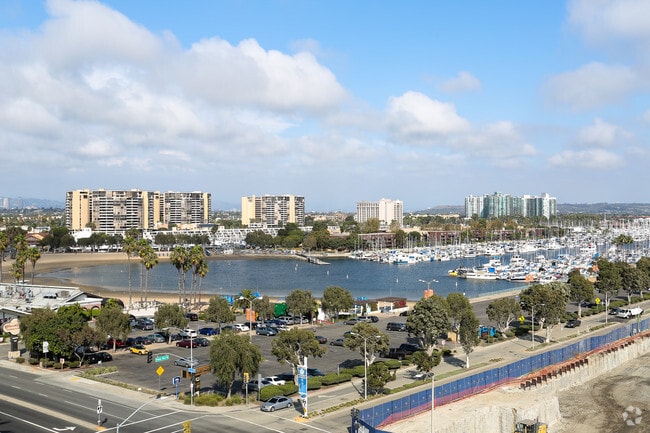 Shores, undefined, 4201 Via Marina, Marina del Rey, CA 90292, Photo:2