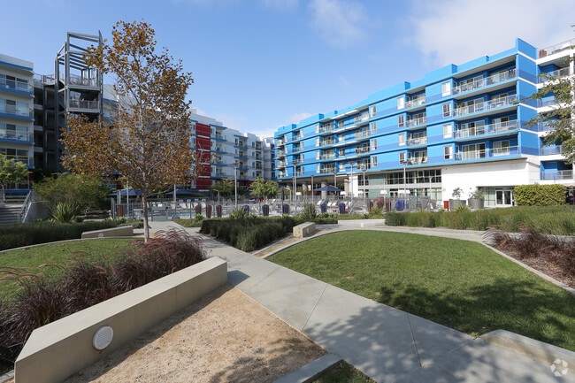 Shores, undefined, 4201 Via Marina, Marina del Rey, CA 90292, Photo:4