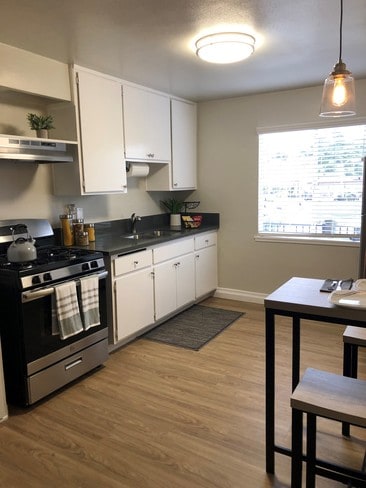 Lantana Hills Apartment Homes, undefined, 5802 University Ave, San Diego, CA 92115, Photo:2