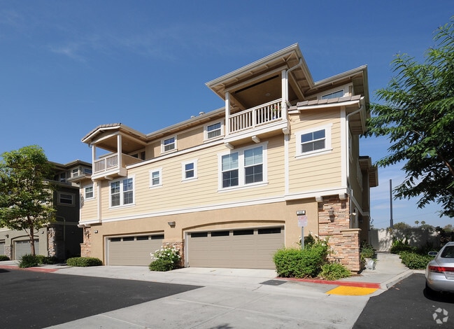 University Heights, csuf, 1441 University Cir, Fullerton, CA 92835, Photo:2