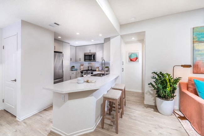 Newport Ridge Apartment Homes, undefined, 1 White Cap Ln, Newport Beach, CA 92657, Photo:2