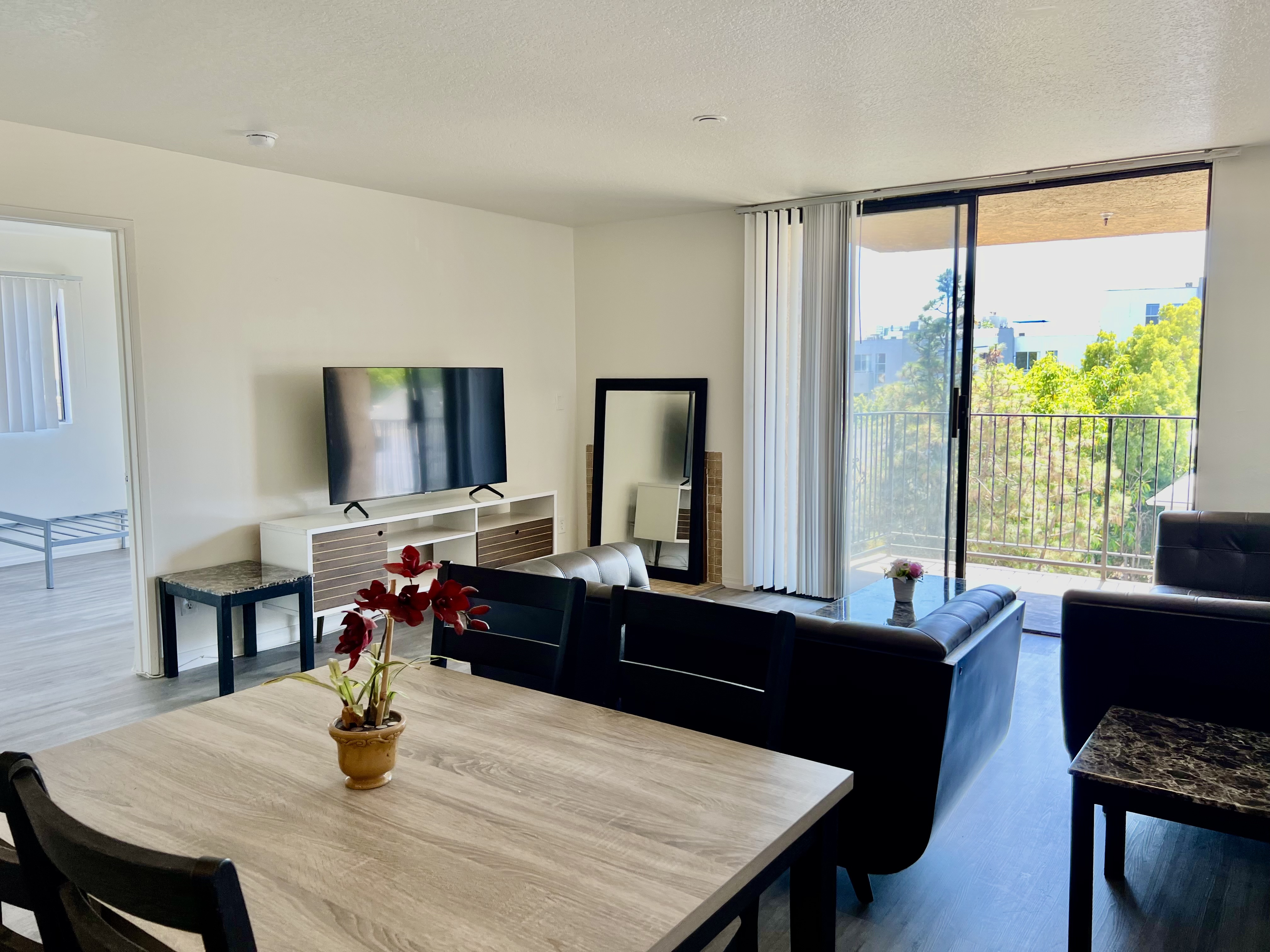 516 Glenrock Ave, ucla, 516 Glenrock Ave, Los Angeles, CA 90024, USA, Photo:15