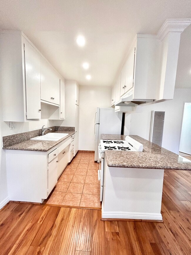 1616 Armacost Ave, undefined, 1616 Armacost Ave, Los Angeles, CA 90025, Photo:2