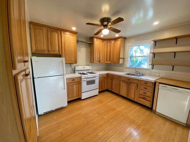 1412 66th St, undefined, 1412 66th St Unit 1412 1/2, Berkeley, CA 94702, Photo:1