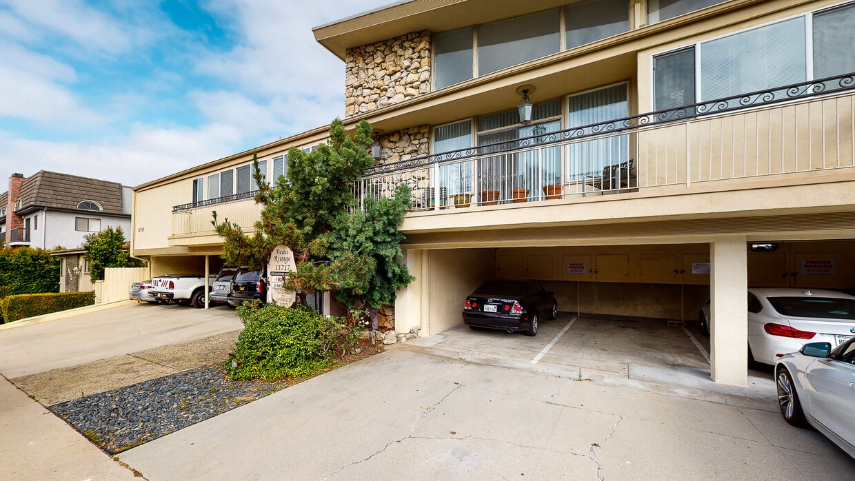 Beau Rivage Apartments, undefined, 11717 Darlington Ave, Los Angeles, CA 90049, Photo:0