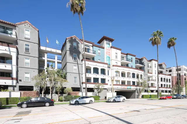Tuscany Apartments exterior