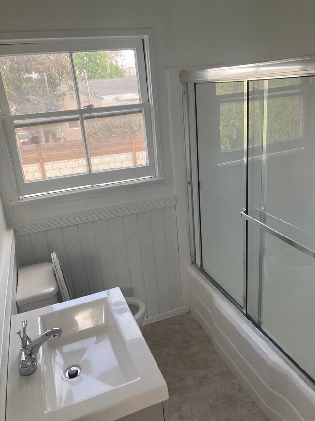 11731 W Pico Blvd, undefined, 11731 W Pico Blvd Unit 2, Los Angeles, CA 90064, Photo:4