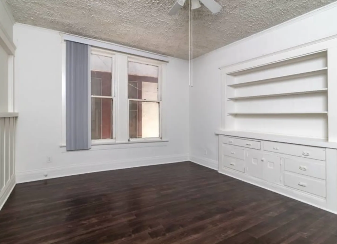 2150 S Oak St - Student Housing near USC