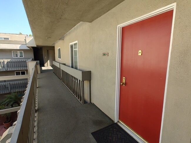 1888 Greenfield Ave, undefined, 1888 Greenfield Ave, Los Angeles, CA 90025, Photo:4