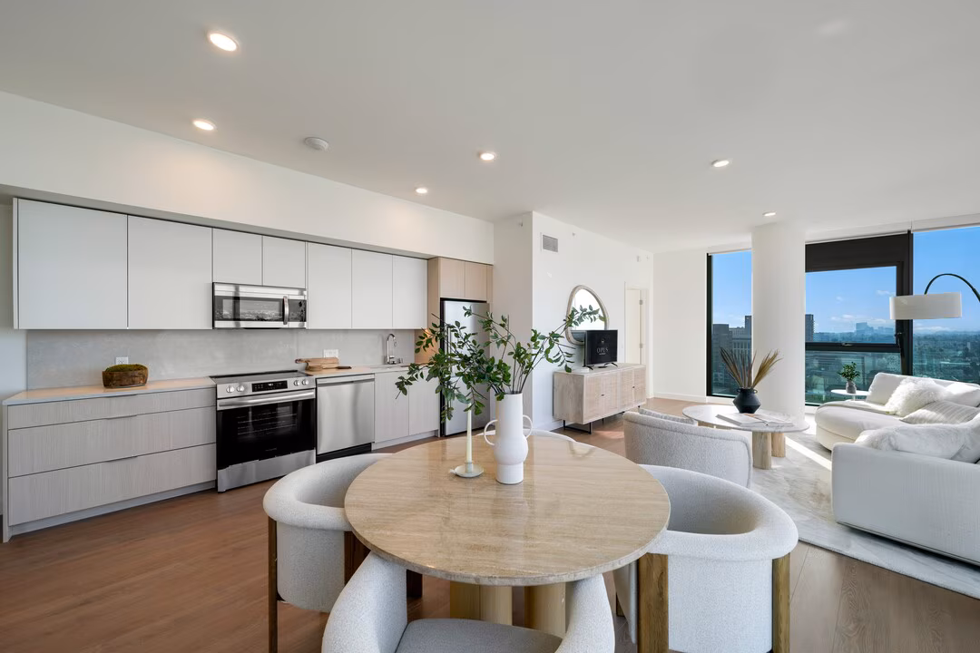 Opus LA, usc, 3545 Wilshire Blvd, Los Angeles, CA 90010, USA, Photo:3