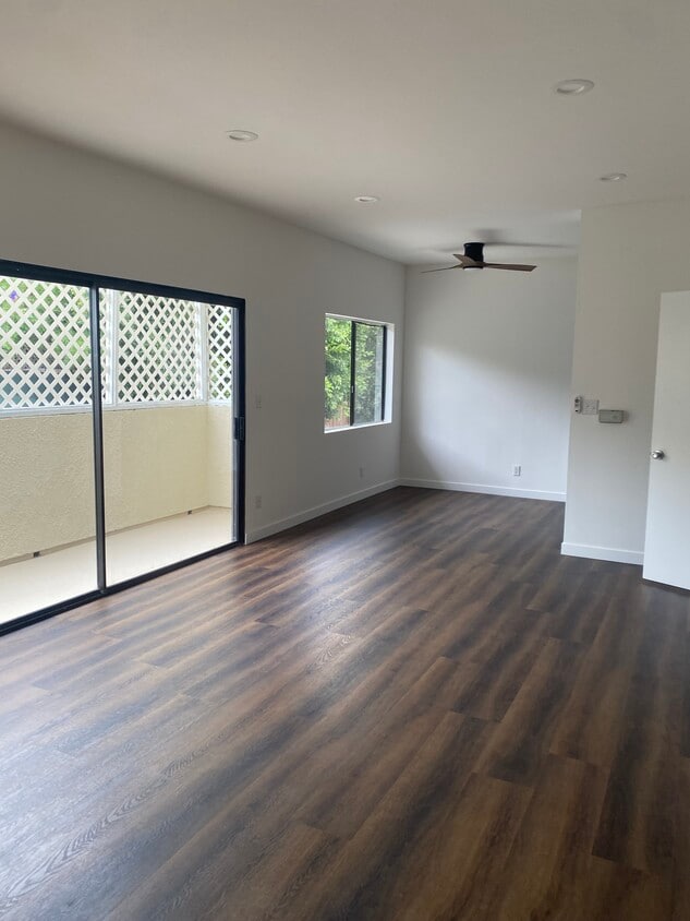 930 S Venice Blvd, undefined, 930 S Venice Blvd, Los Angeles, CA 90291, Photo:0