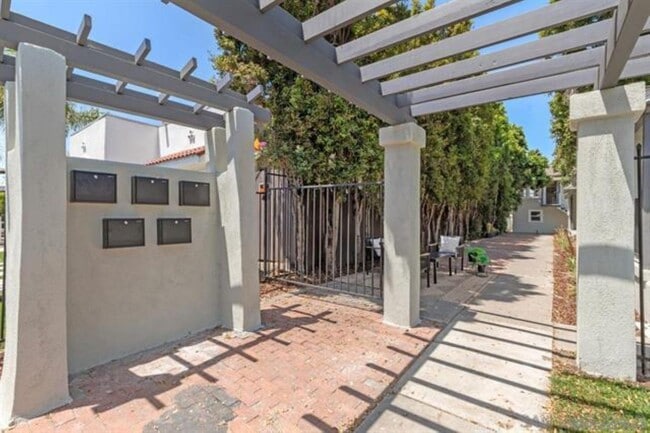 4118 1/2 39th St, undefined, 4118 1/2 39th St, San Diego, CA 92105, Photo:3