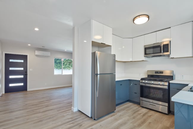 1838 20th Ct, undefined, 1838 20th Ct, Santa Monica, CA 90404, Photo:3