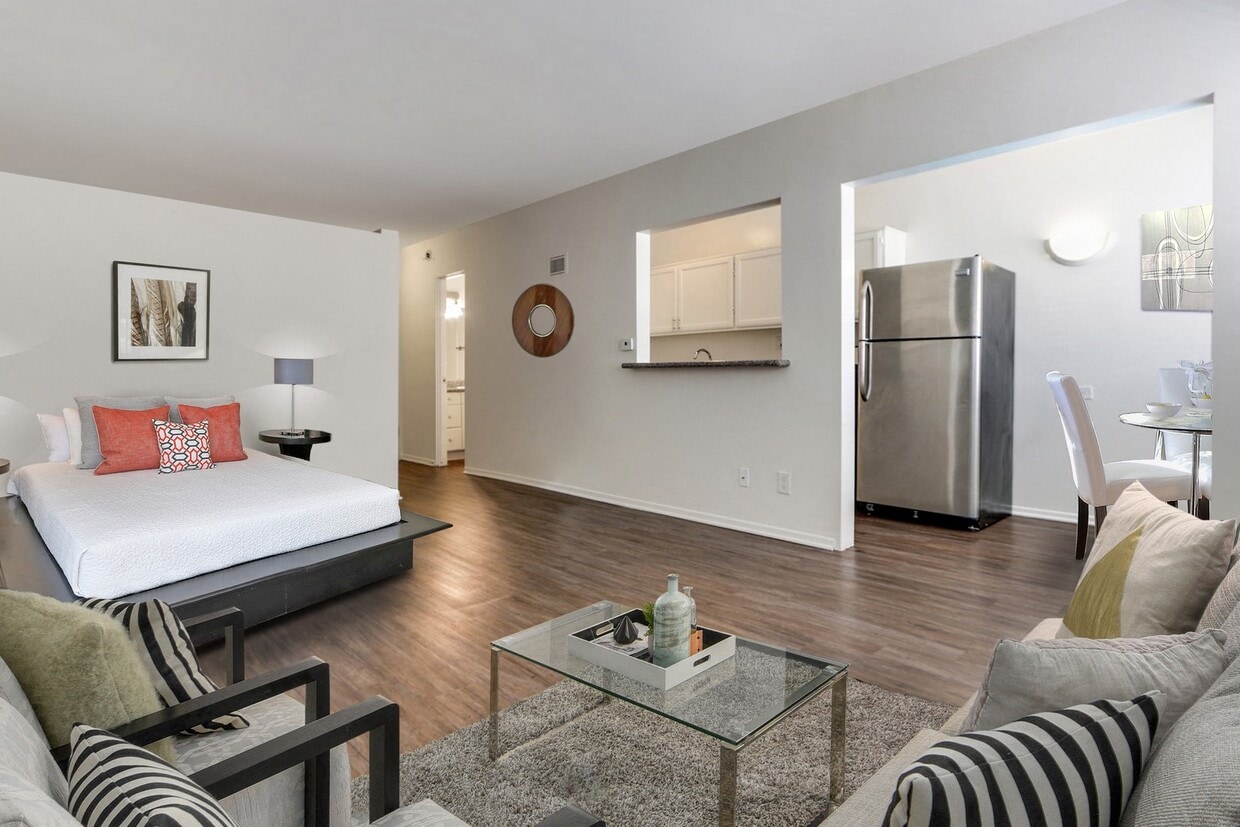 1240 Yale St, undefined, 1240 Yale St, Santa Monica, CA 90404, Photo:0