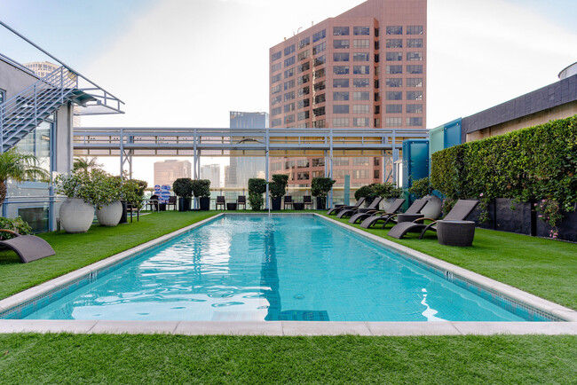 1027 Wilshire Blvd, usc, 1027 Wilshire Blvd, Los Angeles, CA 90017, USA, Photo:9