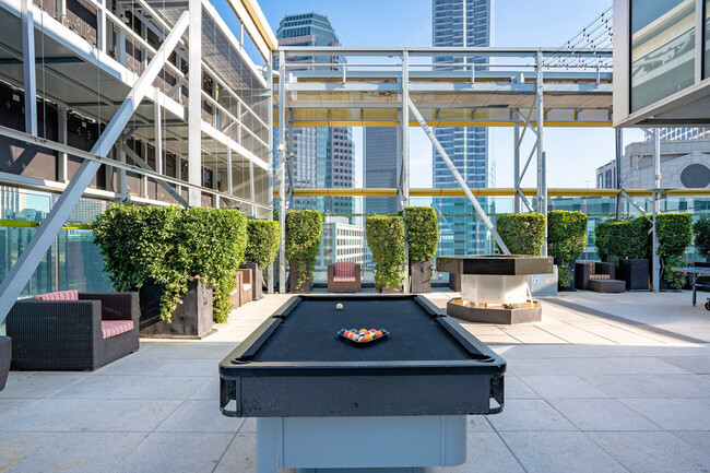 1027 Wilshire Blvd, usc, 1027 Wilshire Blvd, Los Angeles, CA 90017, USA, Photo:15