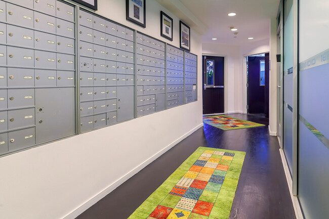 1027 Wilshire Blvd, usc, 1027 Wilshire Blvd, Los Angeles, CA 90017, USA, Photo:22