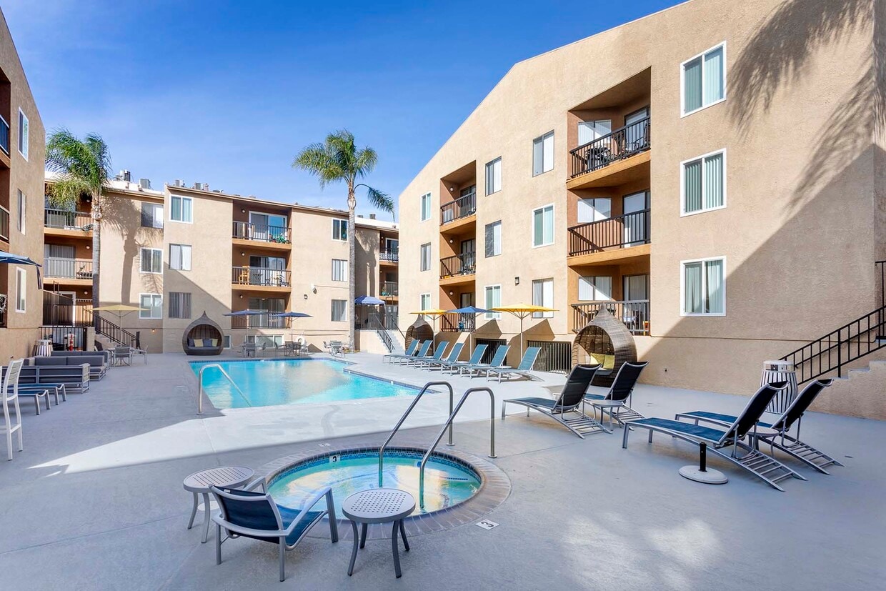 Northridge, csun, 17730 Lassen St, Northridge, CA 91325, United States, Photo:0
