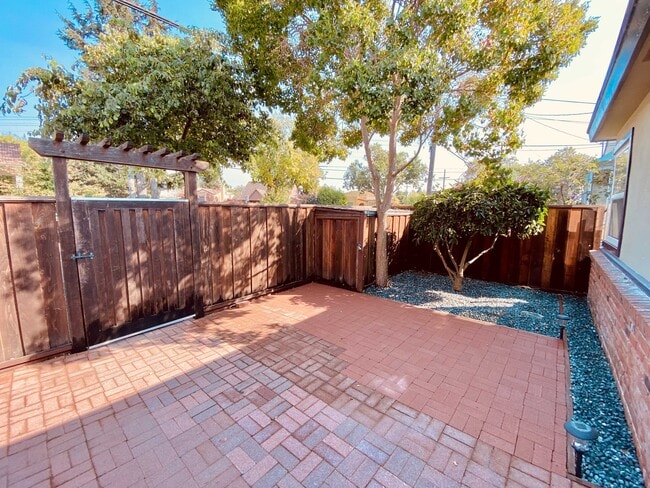 1342 Ordway St, undefined, 1342 Ordway St, Berkeley, CA 94702, Photo:2