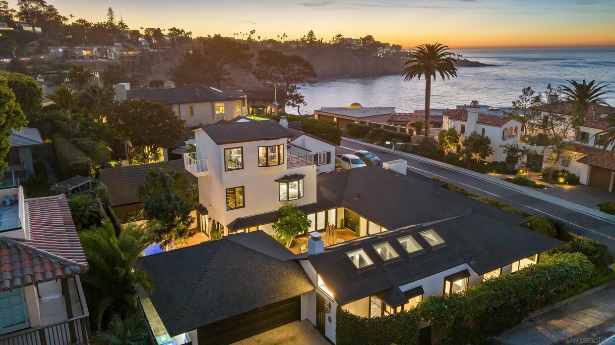 $30,000 / Month, undefined, 1835 Spindrift Dr, San Diego, CA 92037, Photo:0