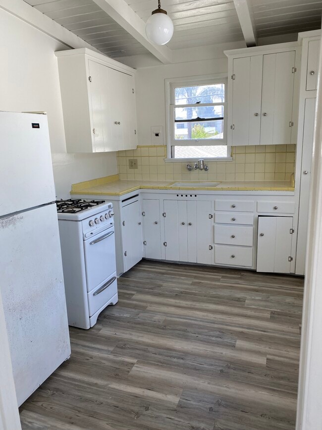 2316 Virginia Ave, undefined, 2316 Virginia Ave, Santa Monica, CA 90404, Photo:4