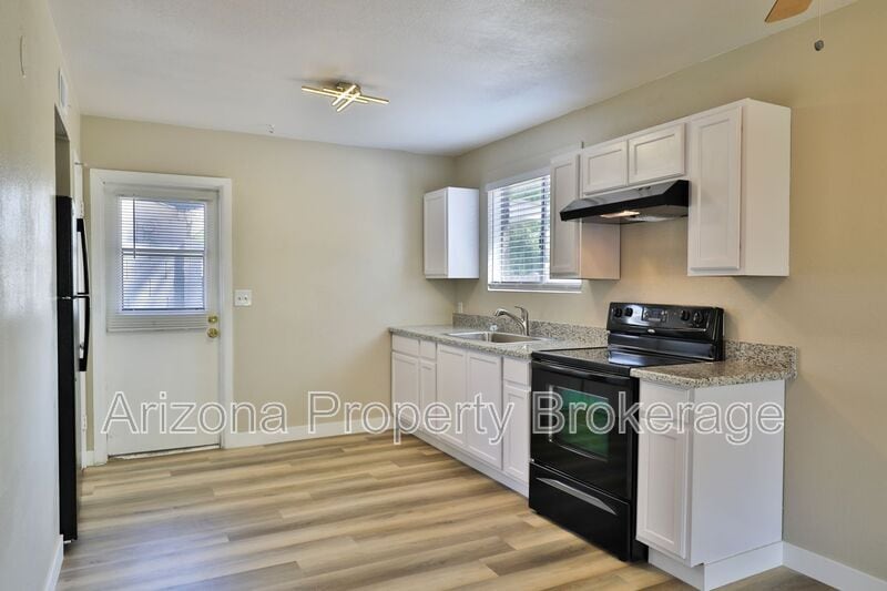 2323 S College Ave, undefined, 2323 S College Ave, Tempe, AZ 85282, Photo:0