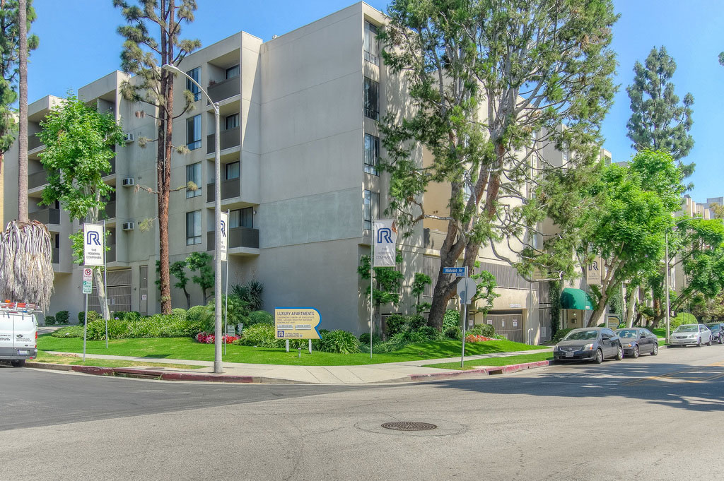 Roberts Rochester, undefined, 10933 Rochester Ave, Los Angeles, CA 90024, USA, Photo:0