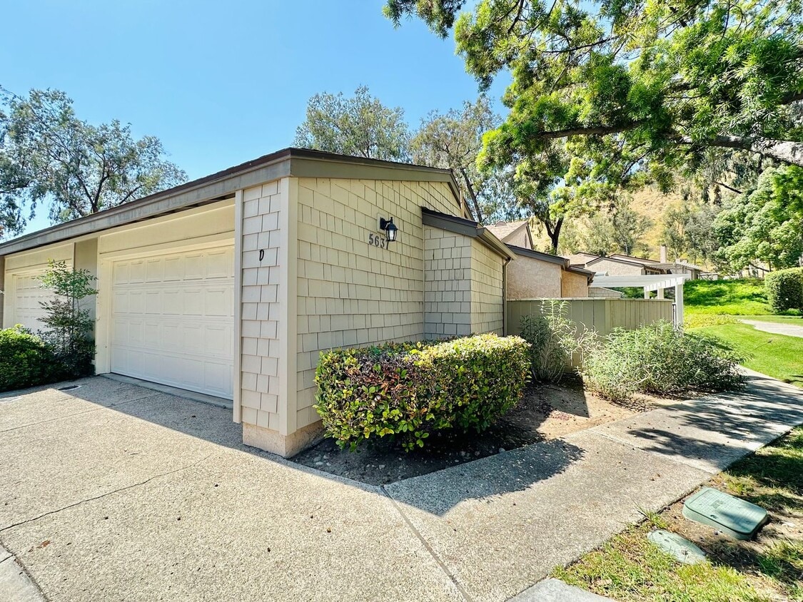 5637 Adobe Falls Rd, undefined, 5637 Adobe Falls Rd, San Diego, CA 92120, Photo:0